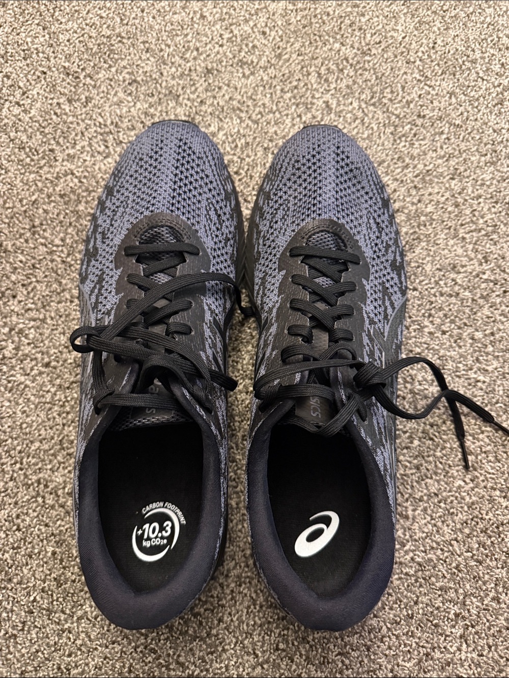 ASICS Men's Black and Gray Knit Running Shoes